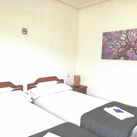 Txoko-maitea Guest house *